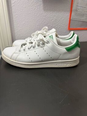 adidas White Leather Sneakers with Green Heel Tab